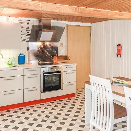 2 Bedroom Pet Friendly In Holiday home Langenhorn